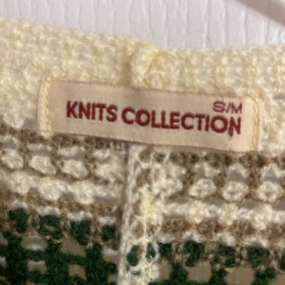 Knits Collection Boho Crochet Hand Knit Buttoned V-Neck Blouse Size Small/Medium - Picture 8 of 8